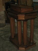 oak small column pulpit